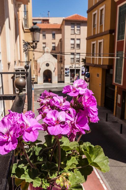 Urbanchicmalaga 3 Bedroom Spacious Quiet Historic Malaga Apt Екстериор снимка