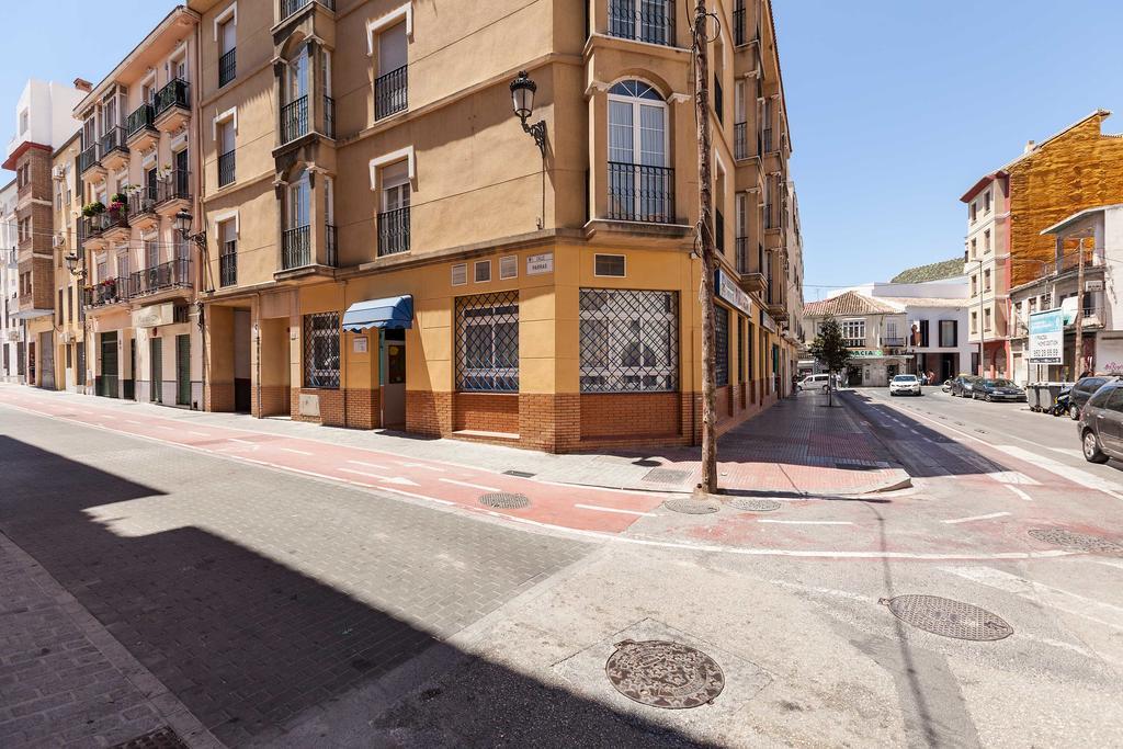 Urbanchicmalaga 3 Bedroom Spacious Quiet Historic Malaga Apt Екстериор снимка