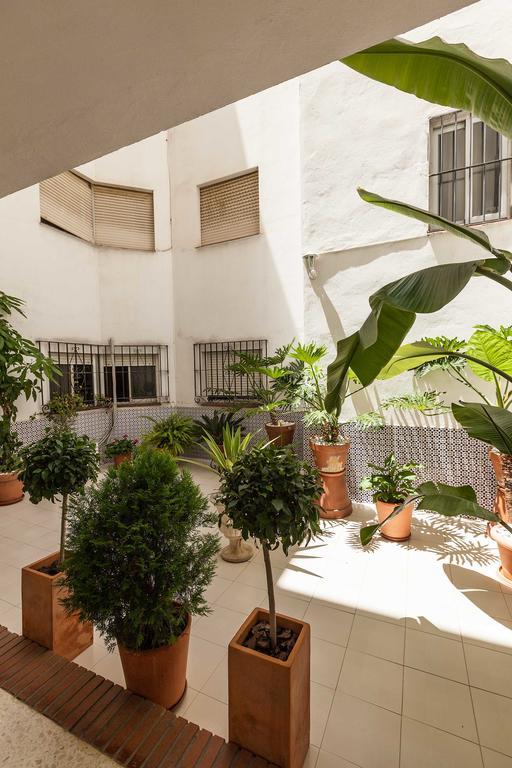 Urbanchicmalaga 3 Bedroom Spacious Quiet Historic Malaga Apt Екстериор снимка