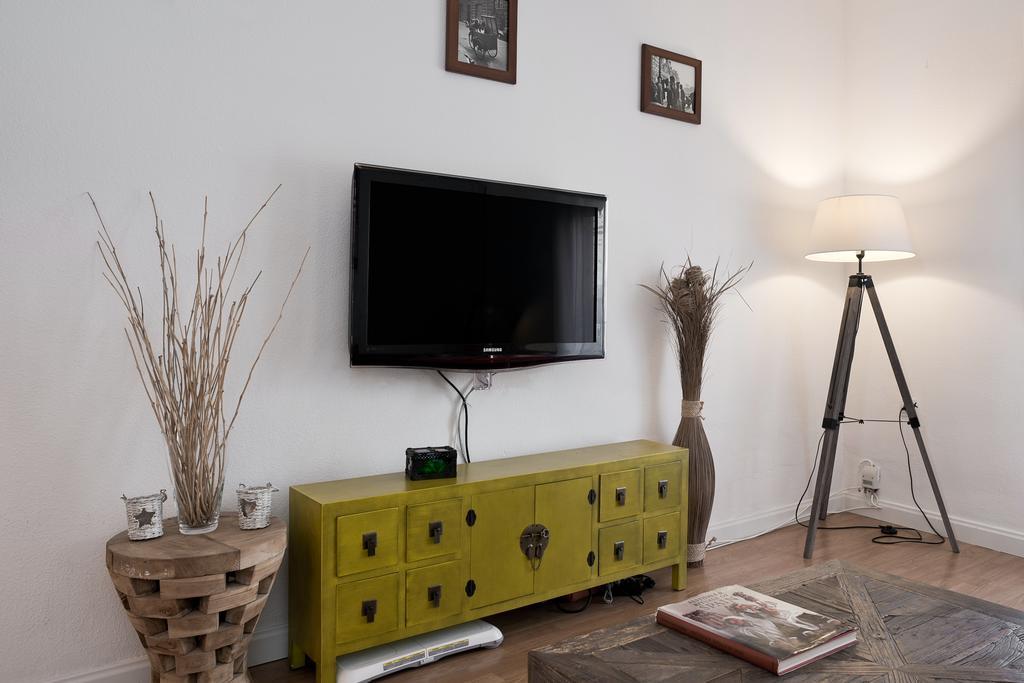 Urbanchicmalaga 3 Bedroom Spacious Quiet Historic Malaga Apt Екстериор снимка