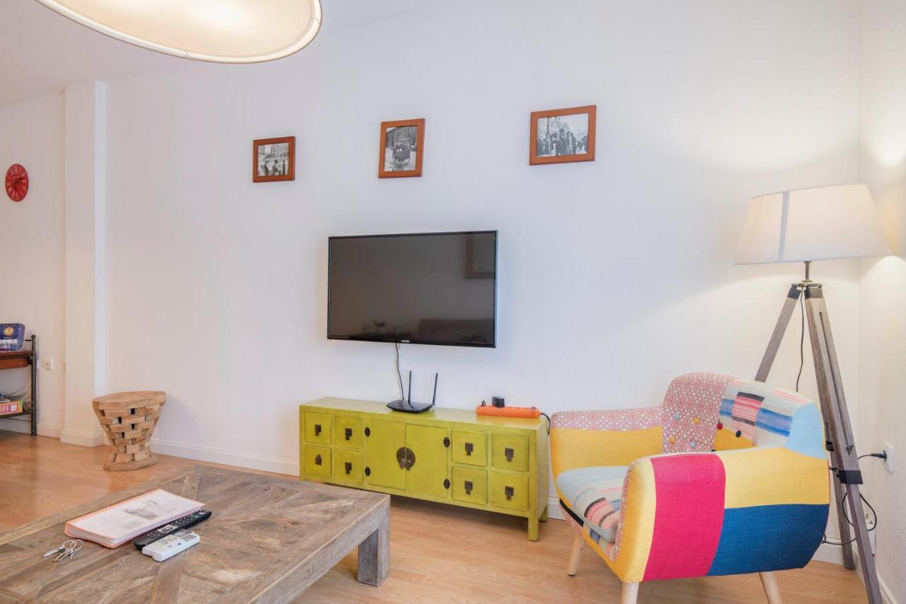 Urbanchicmalaga 3 Bedroom Spacious Quiet Historic Malaga Apt Екстериор снимка