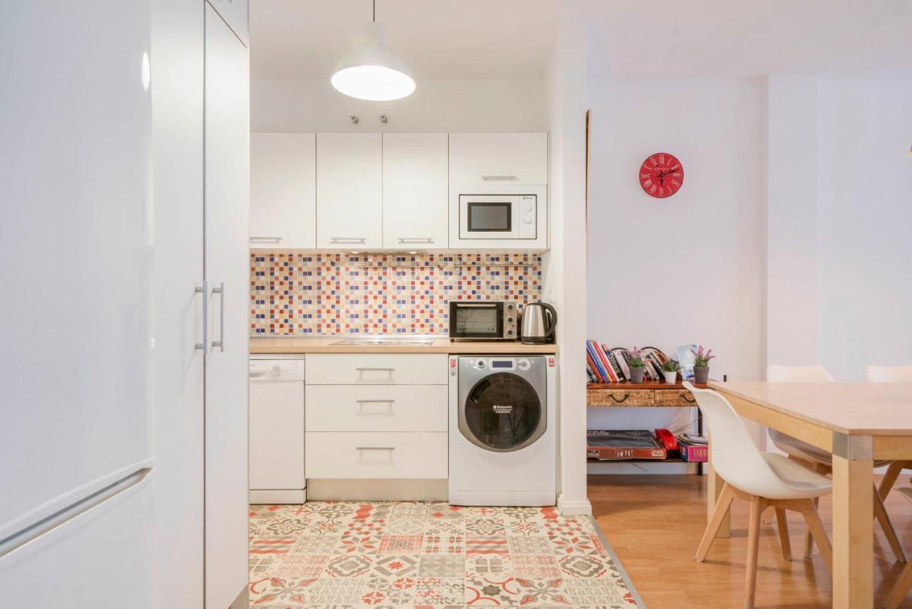 Urbanchicmalaga 3 Bedroom Spacious Quiet Historic Malaga Apt Екстериор снимка