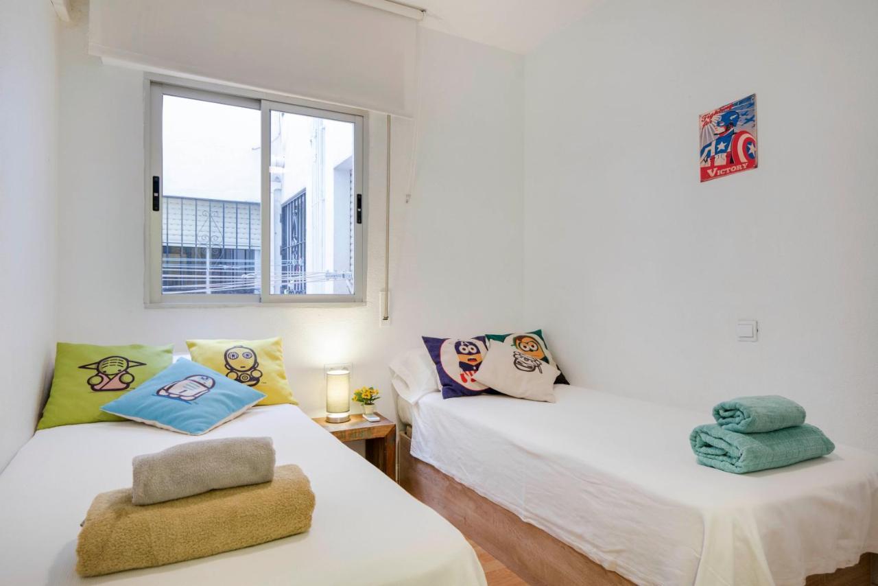 Urbanchicmalaga 3 Bedroom Spacious Quiet Historic Malaga Apt Екстериор снимка